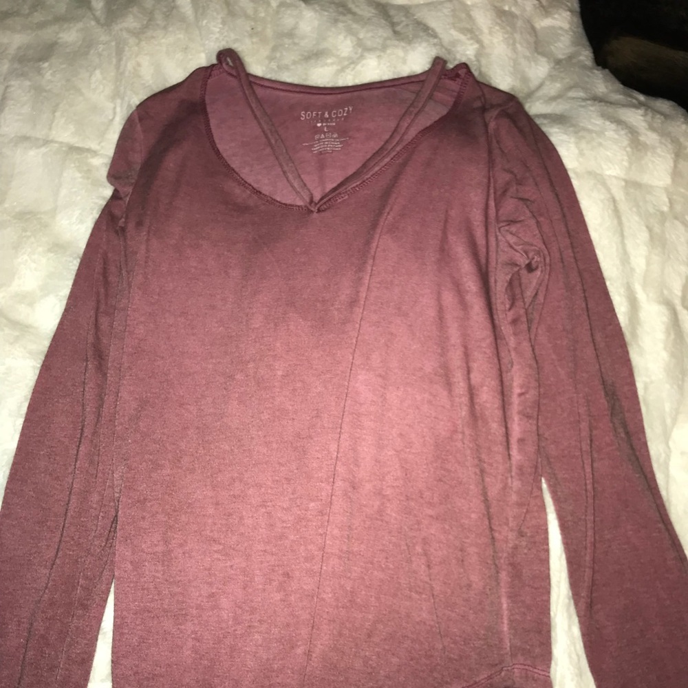 Soft and cozy longsleeve tee